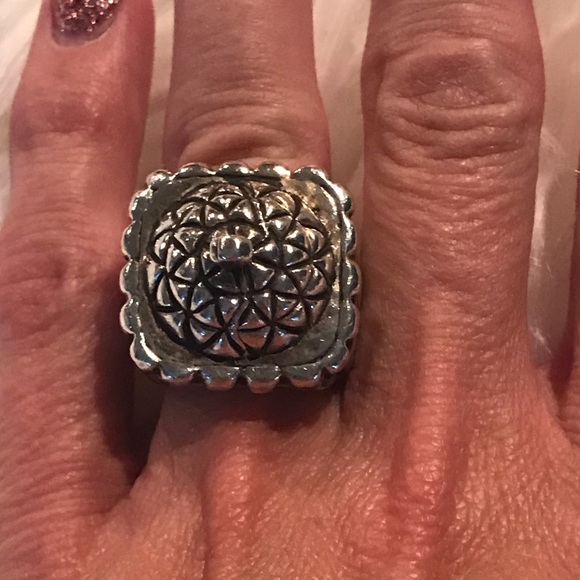 Vintage Diane Malouf Cross Ring - Picture 1 of 5